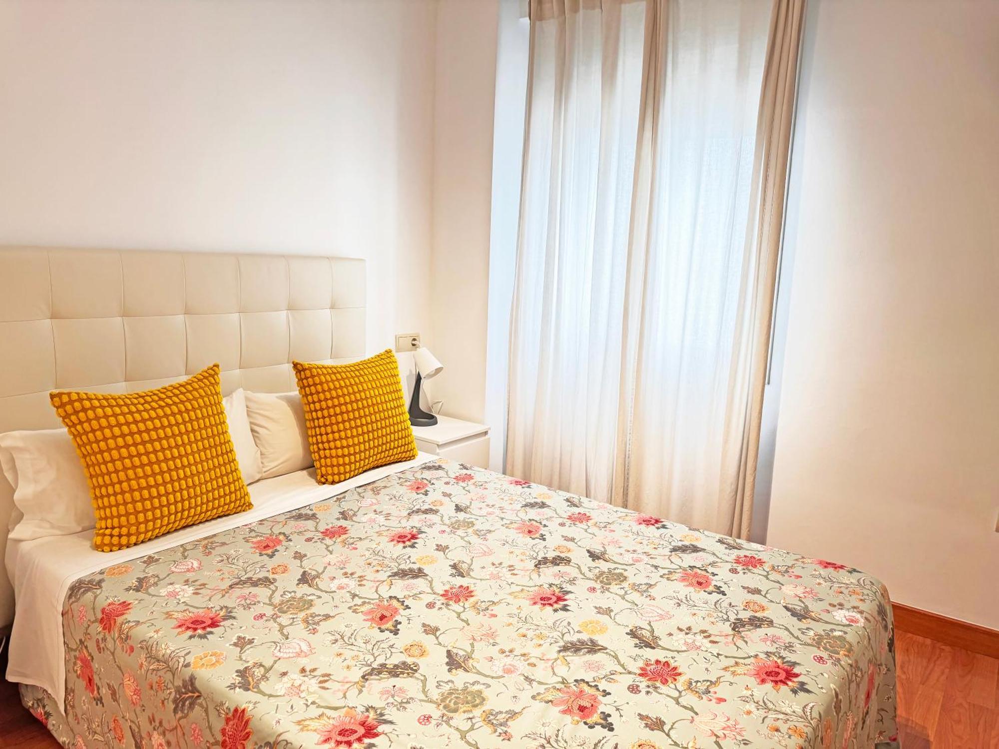 Triana Luxury Numancia Apartment Seville Exterior photo