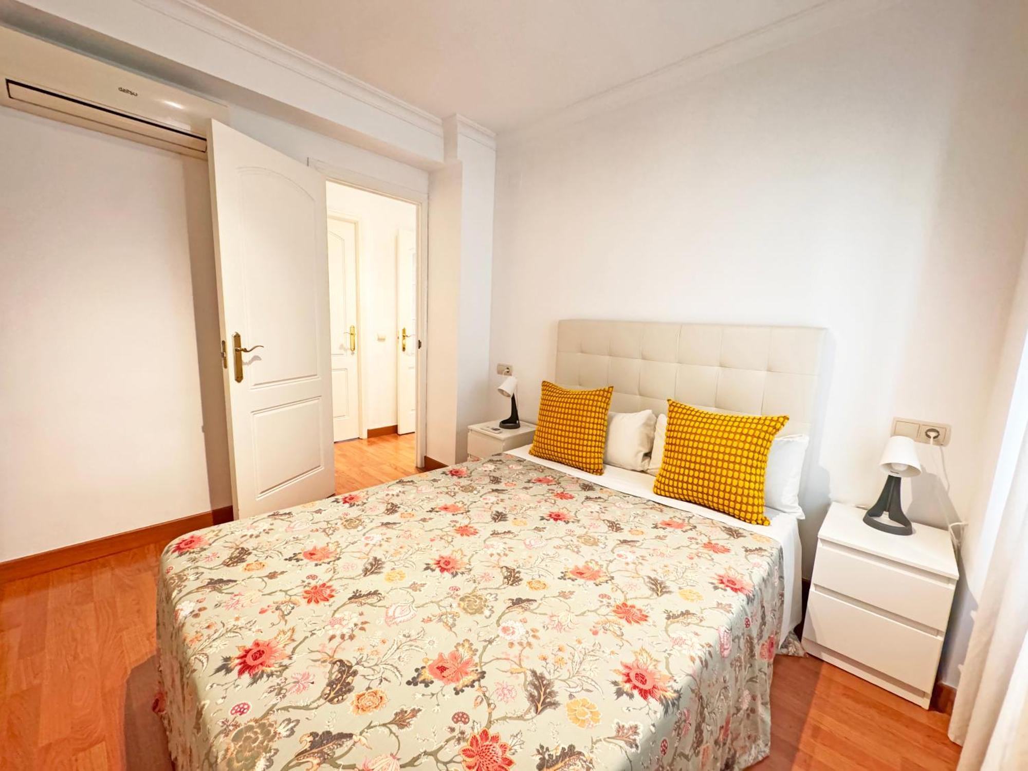 Triana Luxury Numancia Apartment Seville Exterior photo